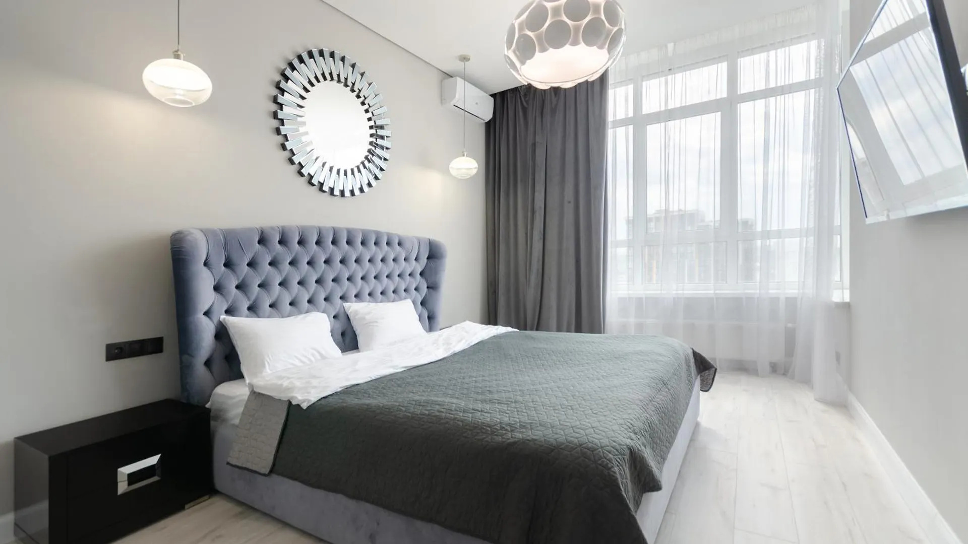 Petrovdom Apartments 13-373 In Rc Central Park ,7 John Mccain Street 基輔